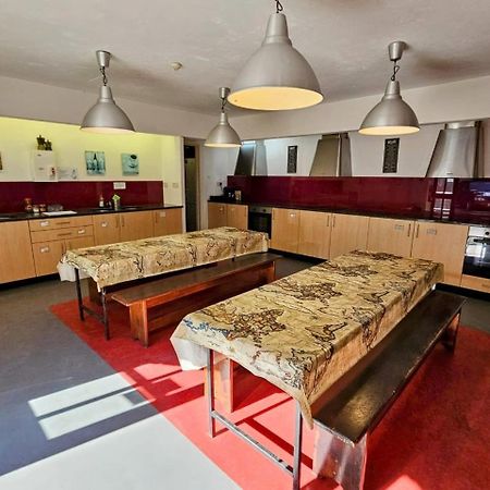 ווסטפורט Old Mill Holiday Hostel מראה חיצוני תמונה